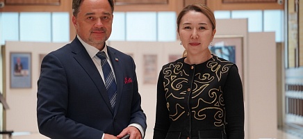Польша Республикасы Мемлекеттік архивтерінің басшысы Президент Архивіне келді фото галереи 4
